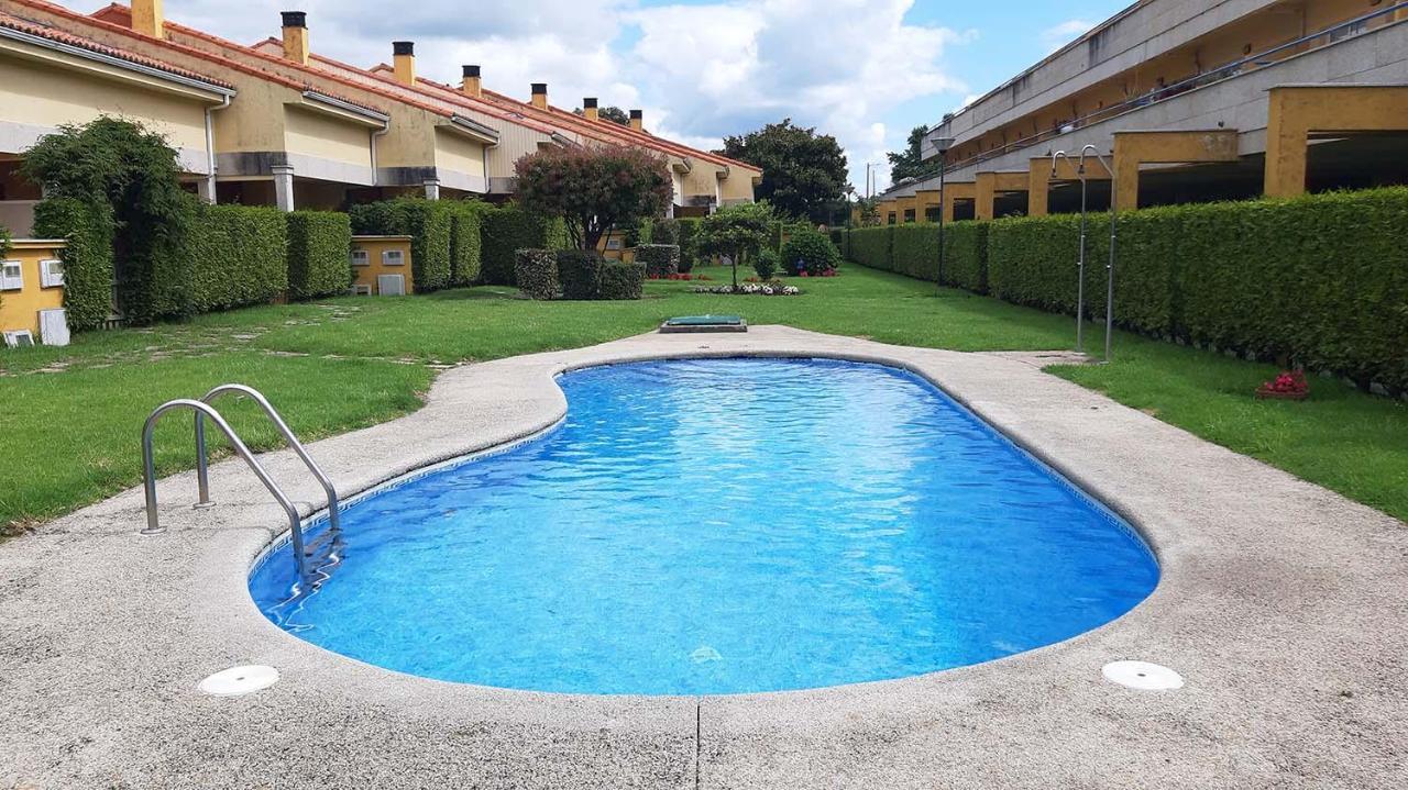 Apartamento Con Piscina En Portosín Exterior foto